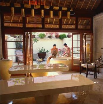 Hotel Four Seasons Jimbaran 5 ***** / Jimbaran / Bali