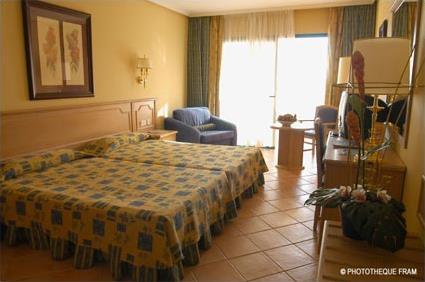 Hotel H10 Playa Esmeralda 4 **** / Costa Calma / Fuerteventura