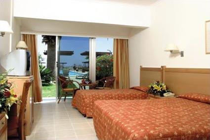 Hotel Dome Beach 4 **** / Makronissos / Chypre