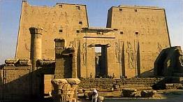 Circuit en Egypte / Ramss / Temple d'Horus  Edfou