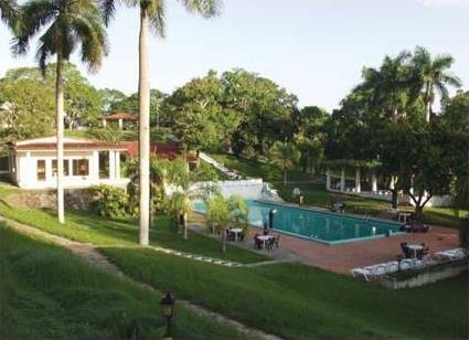 Hotel Aguas Claras 2 ** / Pinar Del Rio / Cuba 