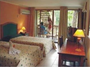 Hotel Rancho San Vicente 2 ** / Pinar Del Rio / Cuba 