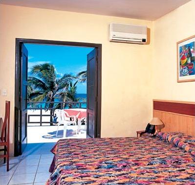 Hotel Villa Los Pinos 3 *** Sup. / Playa del Este / Cuba 