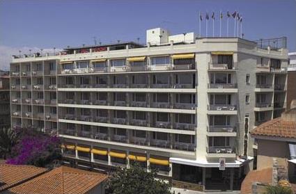 Hotel Santa Rosa 3 *** / Lloret de Mar / Costa Brava