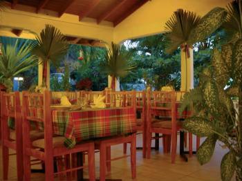 Hotel Sunset Bay Club Beach Resort 3 *** / La Dominique  /  Guadeloupe