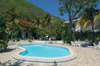 Hotel Le Kanaoa 2 **  Sup. / Les Saintes  /  Guadeloupe
