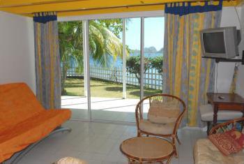 Hotel Le Kanaoa 2 **  Sup. / Les Saintes  /  Guadeloupe