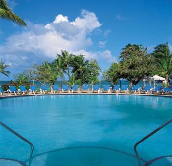 Hotel Almond Morgan Bay 3 *** / Sainte Lucie  /  Guadeloupe