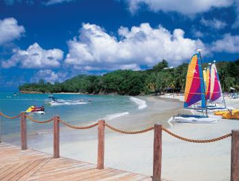 Hotel Almond Morgan Bay 3 *** / Sainte Lucie  /  Guadeloupe