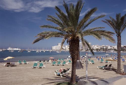 Hotel Es Pla 3 ***/ San Antonio / Ibiza