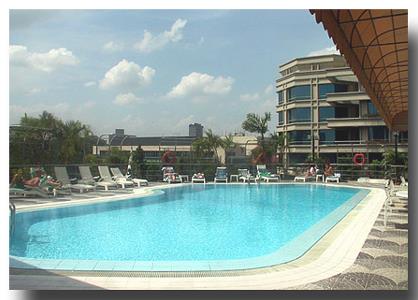  Combin� Hotel Peninsula 4 **** &  Hotel Oasis  4 **** / Singapore et Bali/ Indon�sie