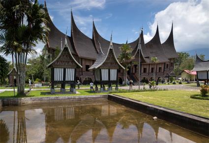 Les Circuits  Sumatra & Clbes / Les rois de Minangkabau / Indonsie