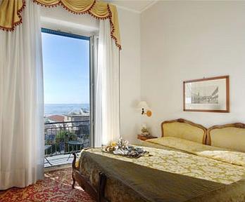 Hotel Palace 4 **** / Viareggio / Adriatique