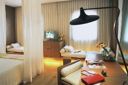 Hotel Continentale Contemporary Pleasing 4 **** Sup. / Florence / Italie