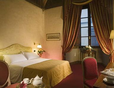 Hotel Paris 3 *** Sup. / Florence / Italie