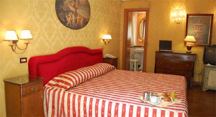 Hotel Royal Court 3 *** Sup. / Rome / Italie