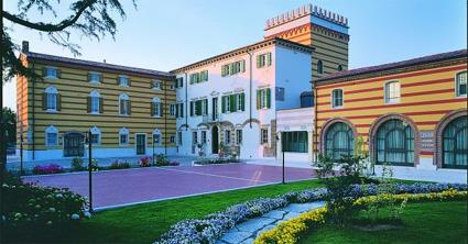 Hotel Villa Malaspina 4 **** / Castel d'Azzano / Vrone