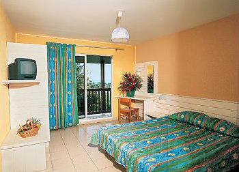 Hotel  Les Aigrettes 2 ** / Saint Gilles / R�union