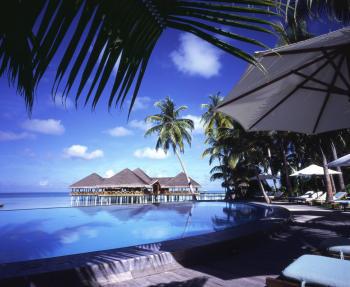 Hotel Medhufushi 5 ***** / Atoll de Meemu / �les Maldives 