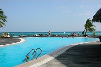 Hotel Keredu Island Resort 3 ***/ Atoll Lhaviyani / �les Maldives