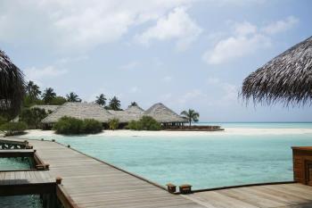 Hotel Meeru Village 4 ****/ Atoll Malé Nord / Îles Maldives