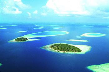 Hotel Biyadhoo 3 *** / Atoll de Malé Sud / Îles Maldives