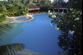 Hotel Kuramathi Cottage Club & Spa 4 **** / Atoll de Rasdhu / Îles Maldives