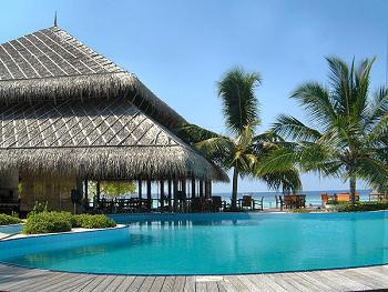 Hotel Filitheyo Island Resort 4 ****/ Atoll de Faafu / Îles Maldives
