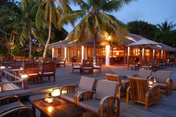 Hotel Full Moon 4 **** / Atoll de Malé Nord / Îles Maldives