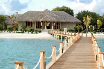 Hotel Full Moon 4 **** / Atoll de Malé Nord / Îles Maldives
