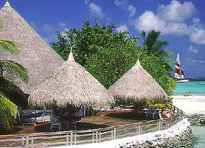 Hotel Makunudu 4 **** / Îles Maldives