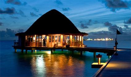Hotel Velavaru 4 **** / les Maldives