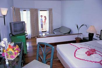 Hotel Velidhu 4 **** / �les Maldives