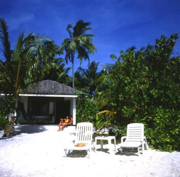 Hotel Vilamendhoo Island Resort 3 ***/ Atoll d'Ari / Îles Maldives