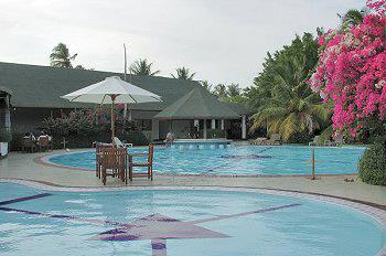 Hotel Olhuveli Beach & Spa Resort 3 *** / Atoll de Malé Sud / Îles Maldives