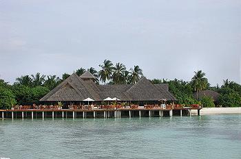 Hotel Olhuveli Beach & Spa Resort 3 *** / Atoll de Malé Sud / Îles Maldives
