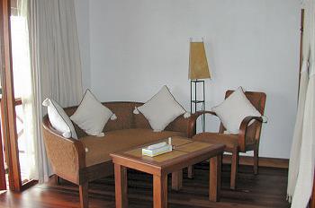 Hotel Olhuveli Beach & Spa Resort 3 *** / Atoll de Malé Sud / Îles Maldives