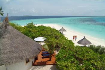 Hotel Vilu Reef Beach & Spa Resort 4**** / Atoll de Dhaalu / �les Maldives
