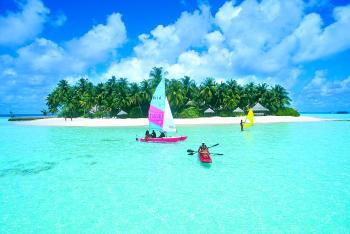 Hotel Vilu Reef Beach & Spa Resort 4**** / Atoll de Dhaalu / Îles Maldives
