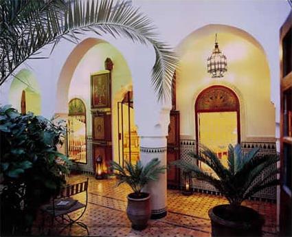 http://www.magiclub.com/magiclub/visuals/maroc_marrakech_riad_dar_al_assad_patio.jpg
