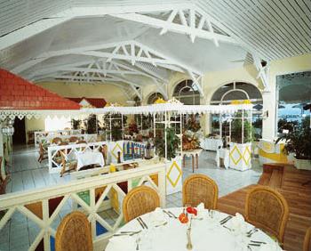 Hotel Coralia Mont-Choisy 3 *** / Trou aux Biches / Île Maurice