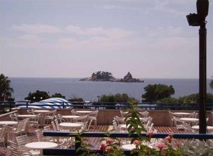 Hotel Club Palas 3 *** / Petrovac / Monténégro