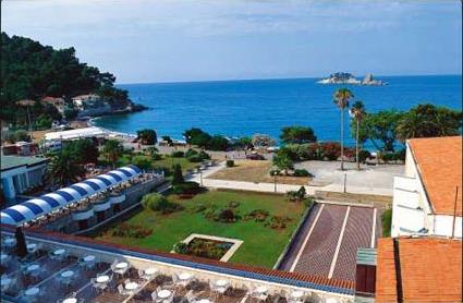 Hotel Club Palas 3 *** / Petrovac / Mont�n�gro