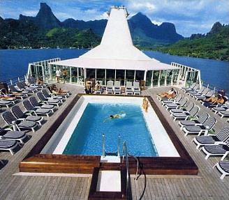 Croisi�re Le Paul Gauguin  / �les de la Soci�t� / Polyn�sie Fran�aise / Sundeck