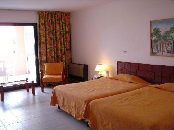 Hotel Le Flamboyant 4 ****/ Baie Nettlé / Saint-Martin