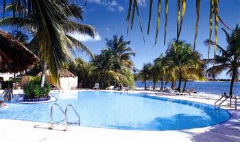 Hotel Le Flamboyant 4 ****/ Baie Nettlé / Saint-Martin