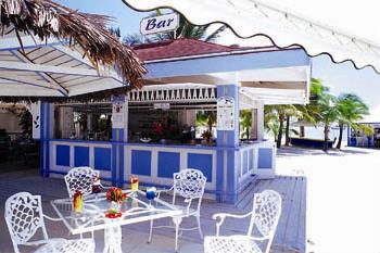 Hotel Le Flamboyant 4 ****/ Baie Nettlé / Saint-Martin