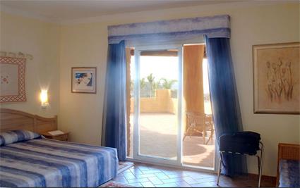 Hotel Crccuris Resort 4 *** / Rgion de Cagliari / Sardaigne