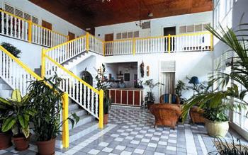 Hotel L'Allamanda 2 ** / Mah� / Seychelles