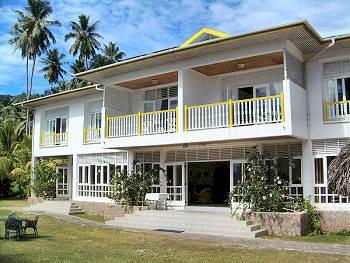 Hotel L'Allamanda 2 ** / Mah� / Seychelles